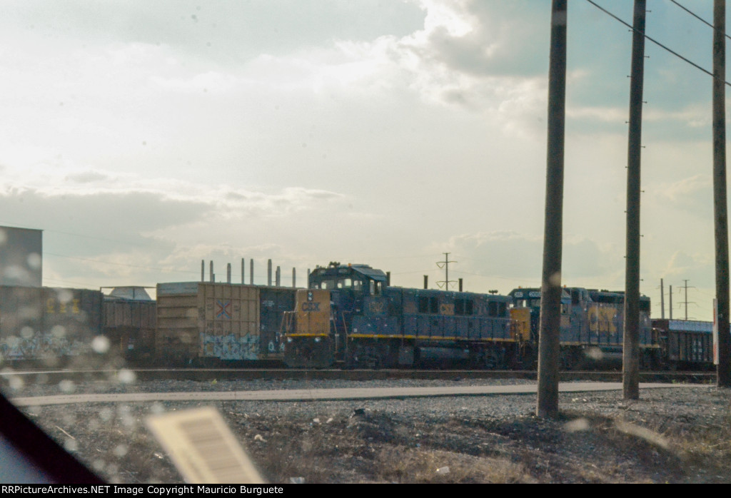 CSX 3GS21B Locomotive in the yard